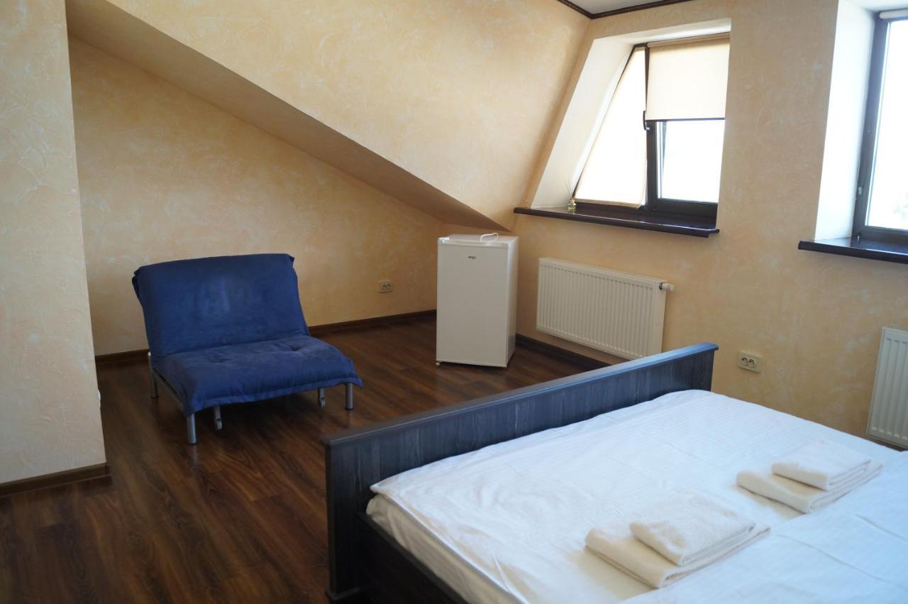 Rosinka Motel Ukrainka Eksteriør billede