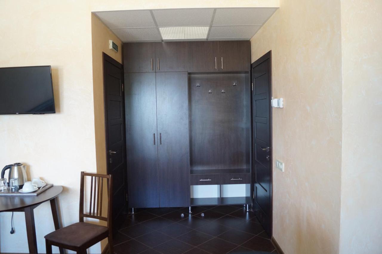 Rosinka Motel Ukrainka Eksteriør billede